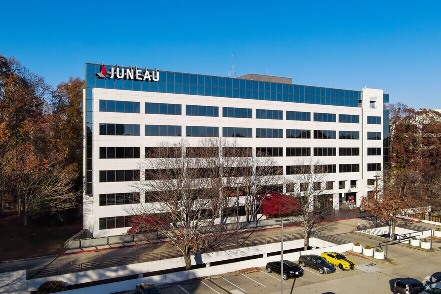 210 Interstate N Pky SE, Atlanta, GA à louer - Photo de l’immeuble – Image 1 sur 57