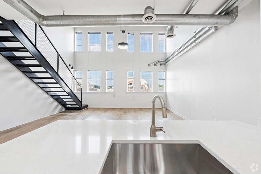 232 19th St NW, Atlanta, GA à louer - Photo intérieure – Image 2 sur 28
