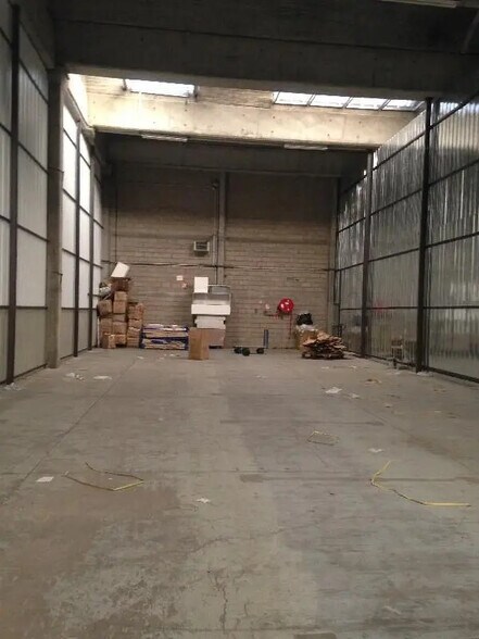 Industriel/Logistique dans Gonesse à louer - Photo de l’immeuble – Image 2 sur 6