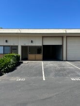 70 Glenn Way, San Carlos, CA à louer Photo de l’immeuble– Image 1 sur 8