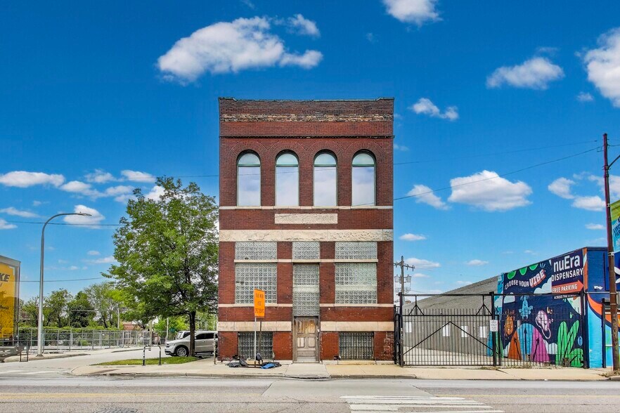 1312 W North Ave, Chicago, IL à vendre - Photo de l’immeuble – Image 1 sur 27