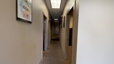 4691 S Atlanta Rd SE, Smyrna, GA à louer - Vidéo sur l’annonce professionnelle