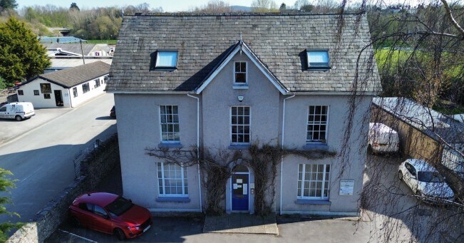 Portefeuille de 3 biens à vendre sur LoopNet.fr - Photo principale – Image 2 sur 3
