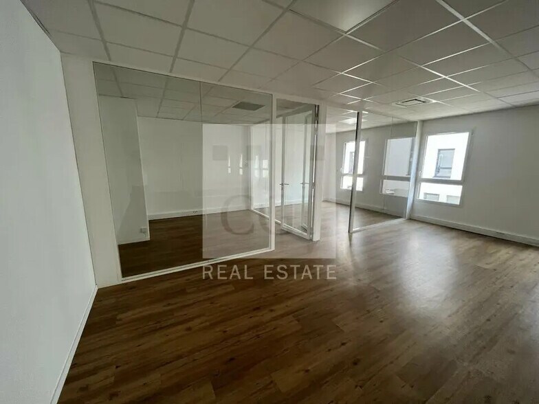 Bureau dans Dardilly à louer - Photo intérieure – Image 2 sur 5