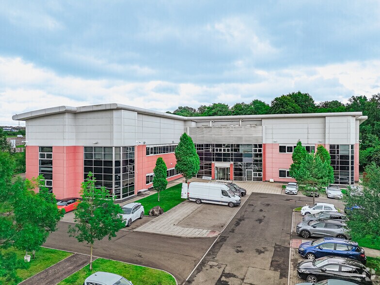 21 Woodhall, Holytown à louer - Photo principale – Image 1 sur 13