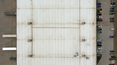 11300-11398 Meredith Dr, Urbandale, IA - VUE AÉRIENNE  vue de carte - Image1