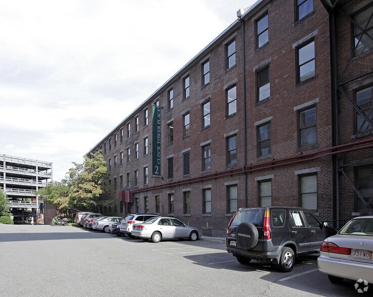 2 Mill St, Maynard, MA à louer - Photo principale – Image 1 sur 3