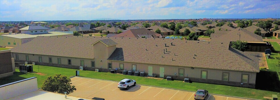 6121 79th St, Lubbock, TX à louer - Photo de l’immeuble – Image 2 sur 9