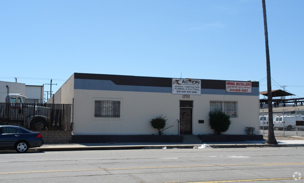 17111 S Broadway, Carson, CA à louer - Photo de l’immeuble – Image 2 sur 3