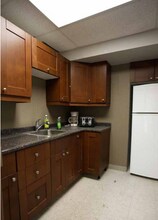 160 King St W, Hamilton, ON à vendre Photo intérieure– Image 2 sur 7