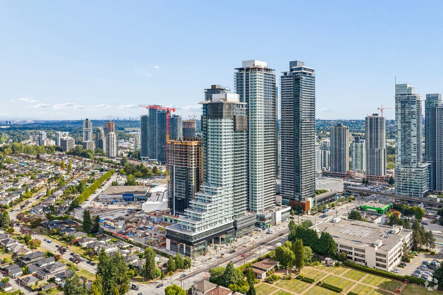 4567 Lougheed, Burnaby, BC à louer - Photo de l’immeuble – Image 2 sur 6