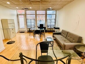 101 N 7th St, Louisville, KY à louer Photo intérieure– Image 2 sur 5