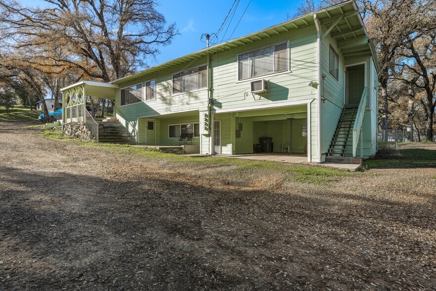 14840 Valley Ave, Clearlake, CA à vendre - Photo de l’immeuble – Image 2 sur 39