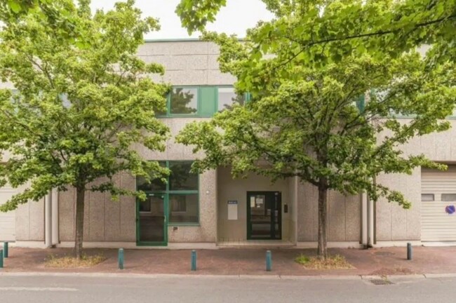 Plus de détails pour Bureau à louer