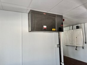 3307 S Dale Mabry Hwy, Tampa, FL à louer Photo intérieure– Image 2 sur 7