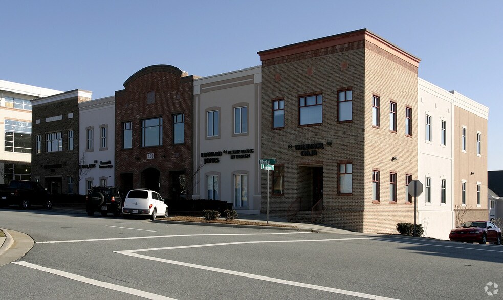 400 Market St, Chapel Hill, NC à louer - Photo de l’immeuble – Image 2 sur 15