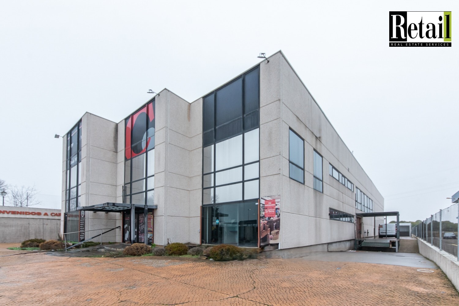 Industriel/Logistique dans Villaviciosa de Odón, Madrid à louer Photo principale– Image 1 sur 2