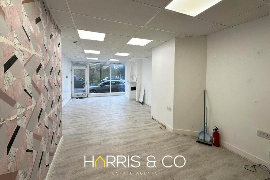 34 Warren St, Fleetwood à vendre - Photo de l’immeuble – Image 3 sur 10