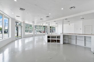 2829 NW 13th Ave, Miami, FL à louer Photo intérieure– Image 2 sur 11