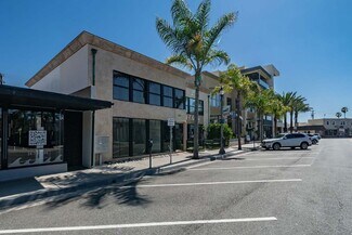Plus de détails pour 438 Main St, Huntington Beach, CA - Local commercial à vendre