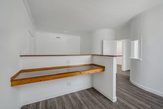 9730-9732 Wilshire Blvd, Beverly Hills, CA à louer Photo intérieure– Image 2 sur 6