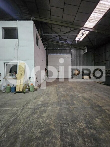 Industriel/Logistique dans Muizon à louer - Photo intérieure – Image 3 sur 9