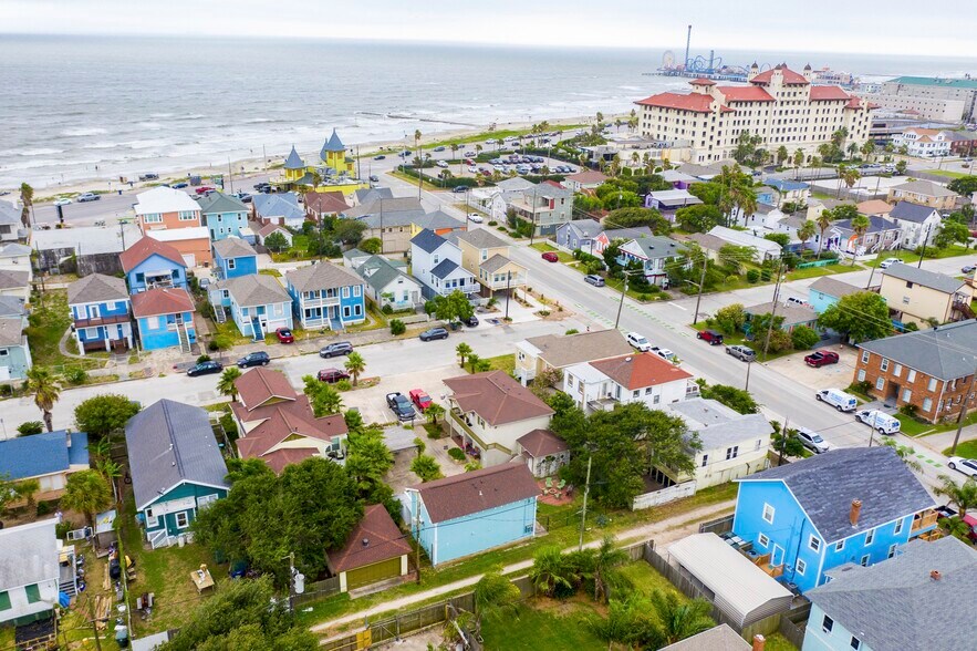 1820 Avenue O 1/2, Galveston, TX à vendre - Photo de l’immeuble – Image 2 sur 19