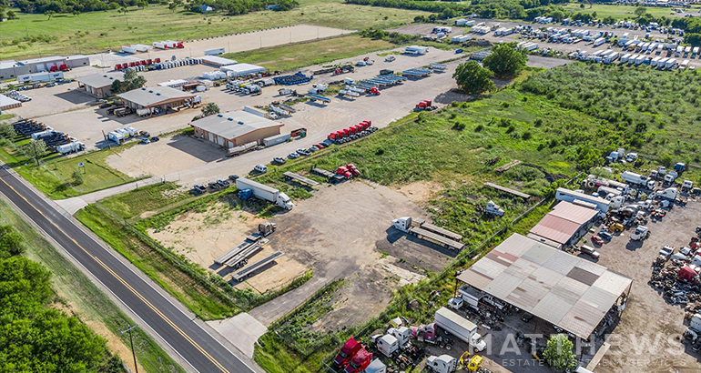 865 FM 1516, San Antonio, TX à louer - Photo de l’immeuble – Image 2 sur 5