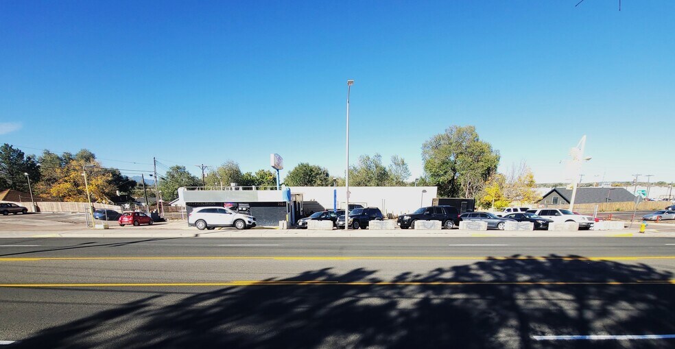 2020 E Pikes Peak Ave, Colorado Springs, CO à vendre - Photo de l’immeuble – Image 2 sur 3