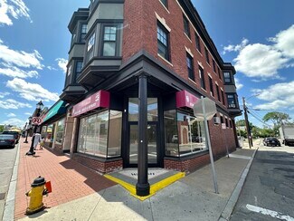Plus de détails pour 443-455 Moody St, Waltham, MA - Local d'activités à louer