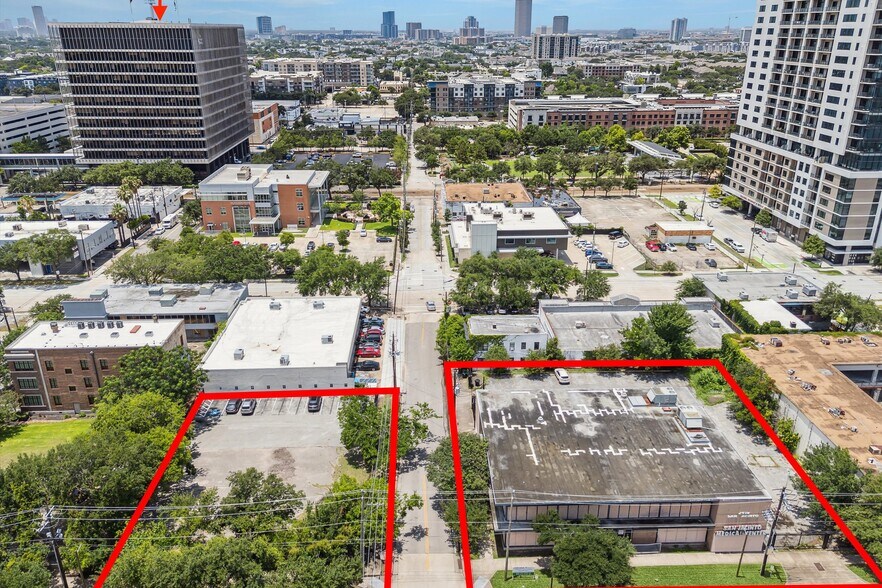 2918 San Jacinto St, Houston, TX à vendre - Photo de l’immeuble – Image 2 sur 17