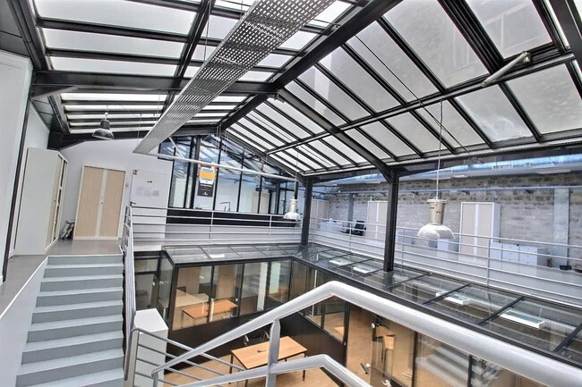 Plus de détails pour 205 Rue Du Faubourg Saint-Martin, Paris - Bureau à louer