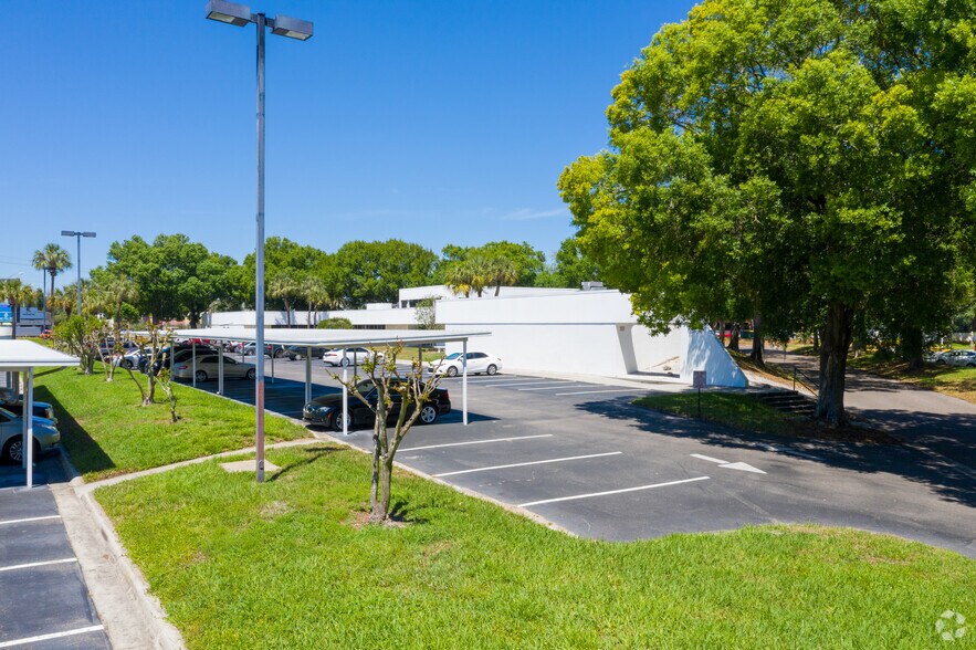 14037 N Dale Mabry Hwy, Tampa, FL à vendre - Photo de l’immeuble – Image 2 sur 65