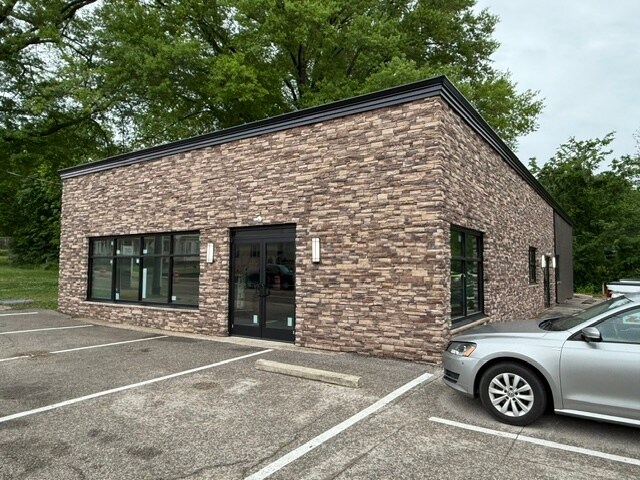 328 N Highland Ave, Jackson, TN à louer - Photo de l’immeuble – Image 2 sur 2