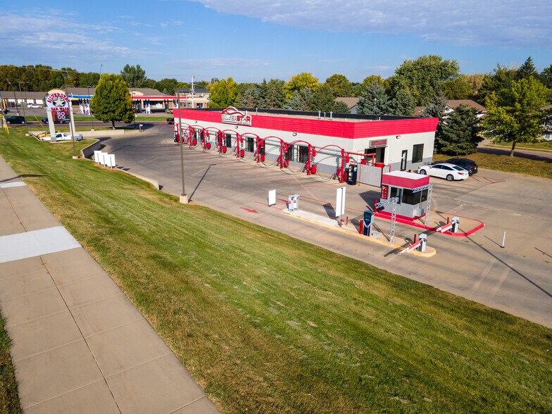 4916 S Marion Rd, Sioux Falls, SD à vendre - Photo de l’immeuble – Image 3 sur 6