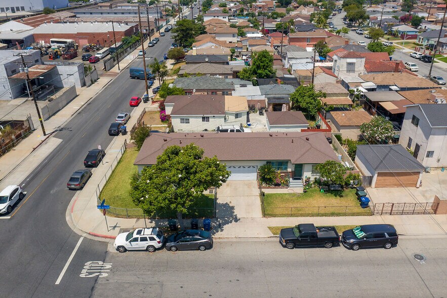 1513 Hendricks Ave, East Los Angeles, CA à vendre - Photo de l’immeuble – Image 3 sur 19