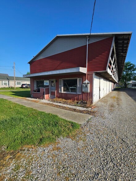 201 S Gay St, Cridersville, OH à louer - Photo de l’immeuble – Image 3 sur 16