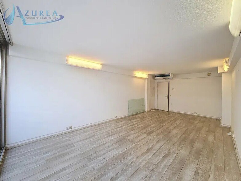 Bureau dans Nice à louer - Photo intérieure – Image 3 sur 4
