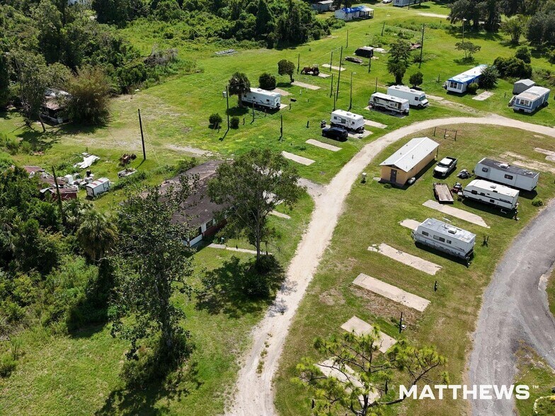 2785 S Byron Butler Pky, Perry, FL à vendre - Photo de l’immeuble – Image 3 sur 6