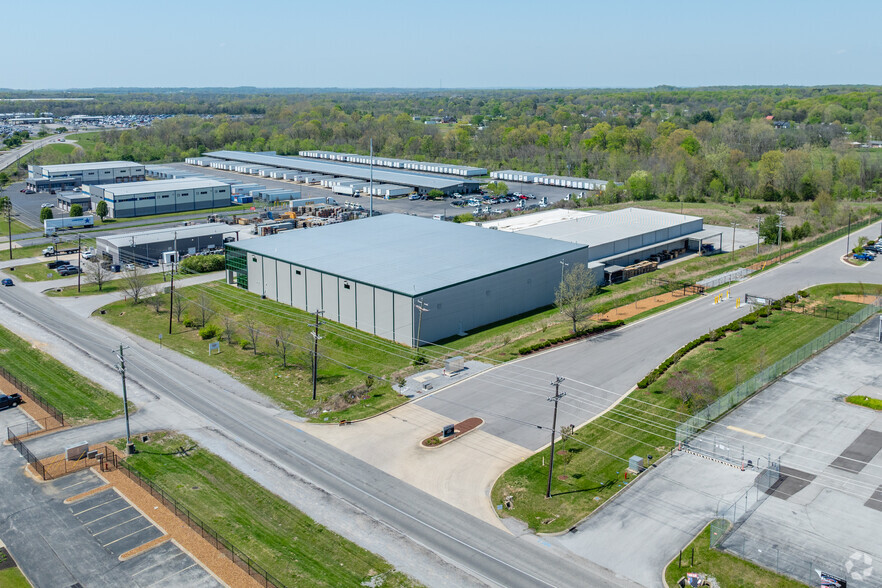 8111 Eastgate Blvd, Mount Juliet, TN à louer - Photo de l’immeuble – Image 3 sur 5