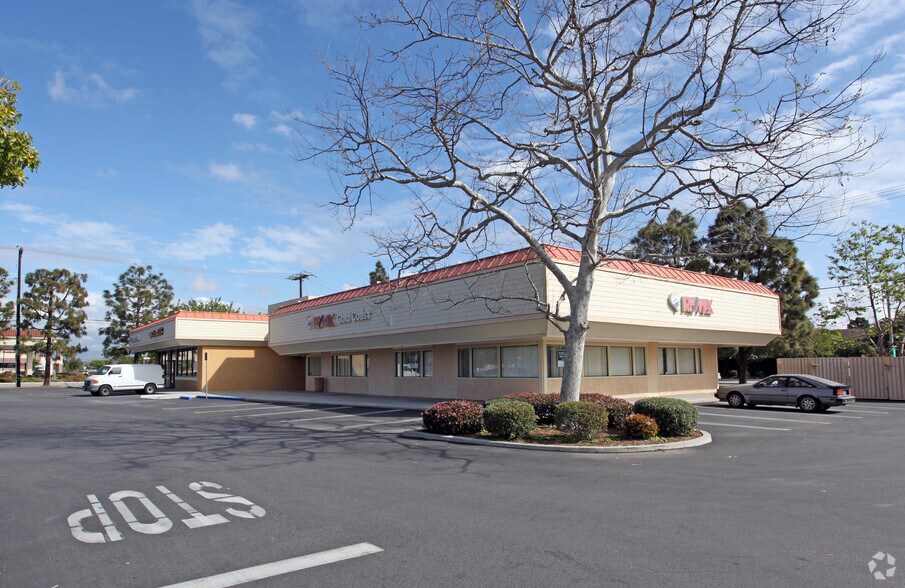 635-669 S Ventura Rd, Oxnard, CA à louer - Photo de l’immeuble – Image 2 sur 5