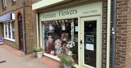 Shop 1, The Centre, Prospect House, The Broadway, Farnham Common à louer Photo de l’immeuble– Image 1 sur 3