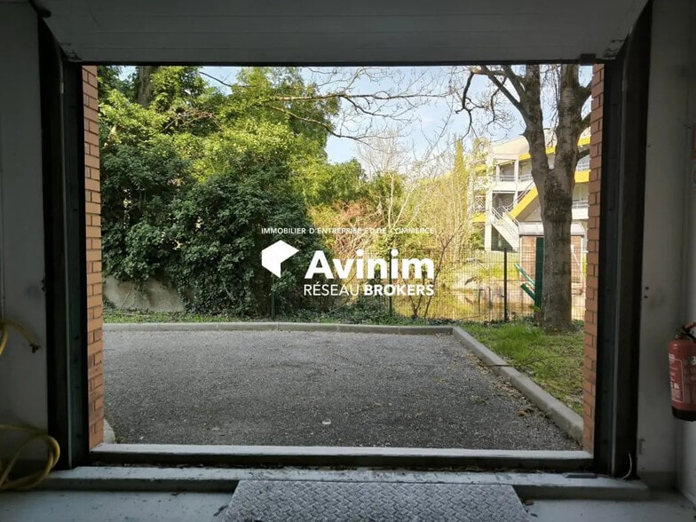 Local d’activités dans Épinay-sur-Orge à louer - Photo de l’immeuble – Image 2 sur 11