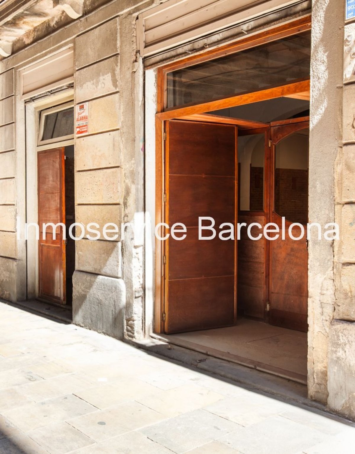 Local commercial dans Barcelone, Barcelona à louer Photo intérieure– Image 1 sur 11