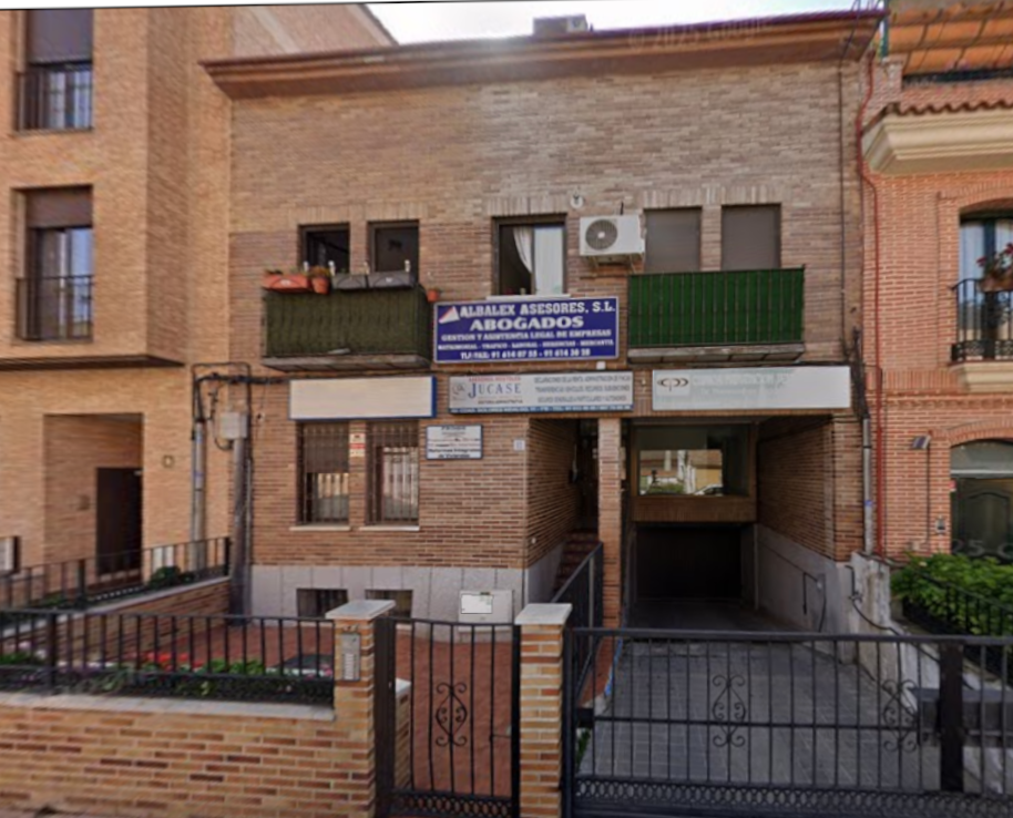 Bureau dans Móstoles, Madrid à louer Photo principale– Image 1 sur 2