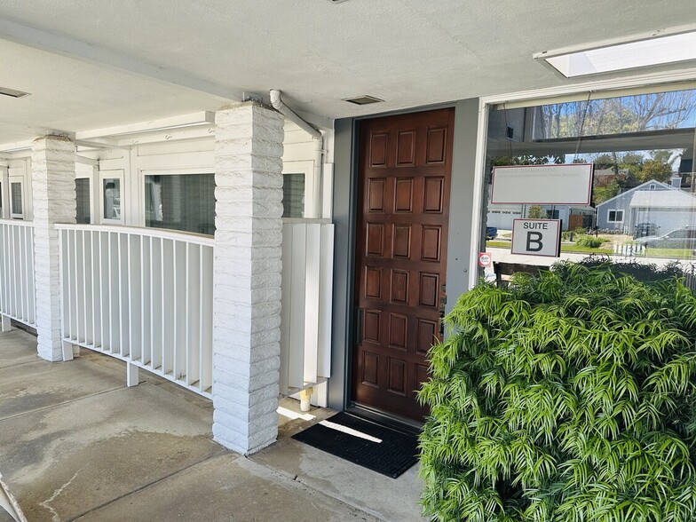 407 Potter St, Fallbrook, CA à louer - Photo de l’immeuble – Image 2 sur 20