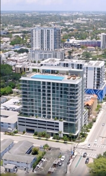 418 S Federal Hwy, Hollywood, FL à vendre - Vidéo sur l’annonce professionnelle – Image 2 sur 23