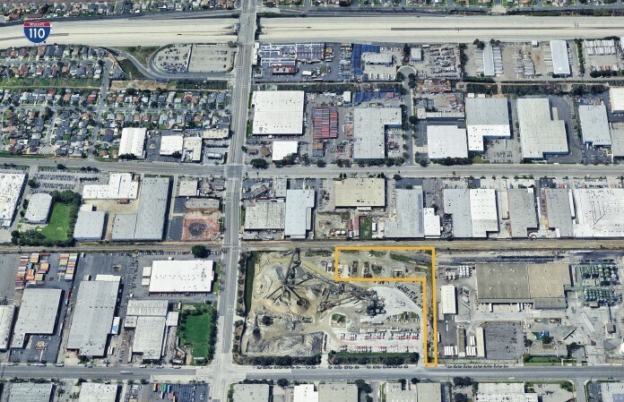 13925 S Broadway, Los Angeles, CA à vendre Photo de l’immeuble– Image 1 sur 4
