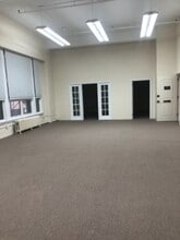 303-305 Fifth Ave, New York, NY à louer Photo intérieure– Image 2 sur 4