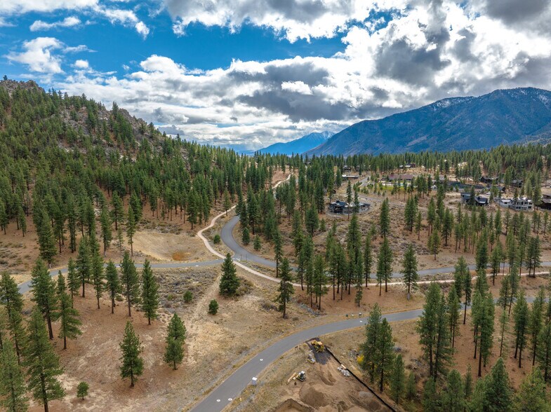 569 Headwaters Way, Carson City, NV à vendre - Photo de l’immeuble – Image 2 sur 21